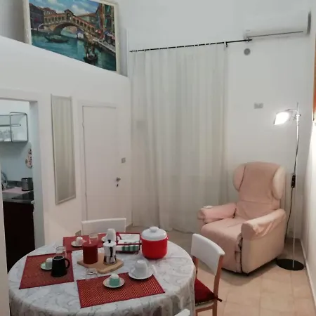 Lägenhet Rosso Quintino Bari